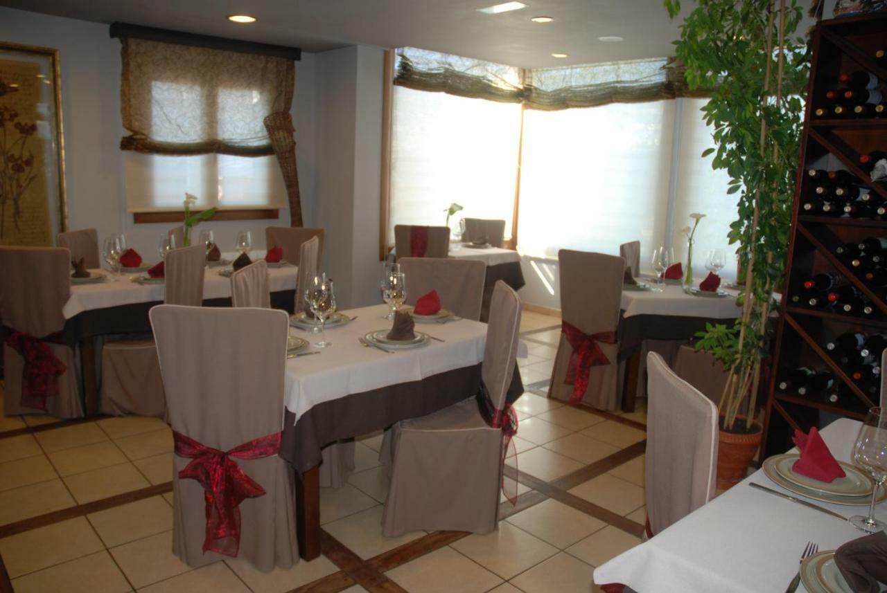 Lugar Do Sixto Hotel Cordido Ngoại thất bức ảnh